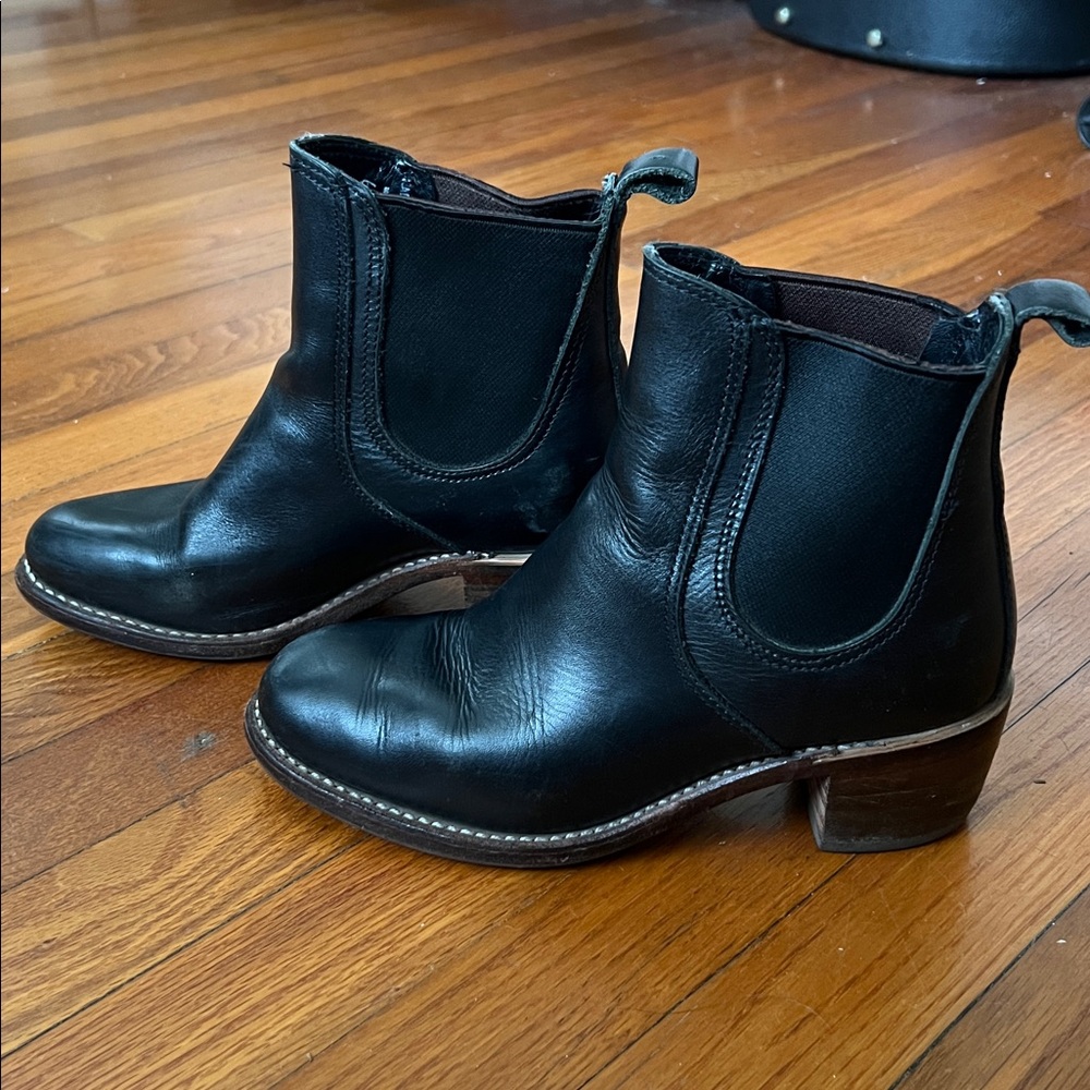 Black Red Wing Harriet Booties (Size 6)